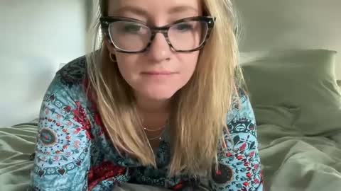 StevieGirl4U online show from February 4, 5:12 pm