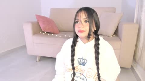 Snapshot of stormi___1 chatting on January 26, 12:58 am Zoe -INDEPENDENT MODEL online show from January 26, 12:58 am