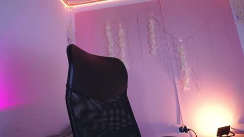 Storm Sweet online show from October 28, 10:25 pm