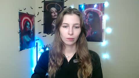 Amalia online show from December 17, 7:01 am