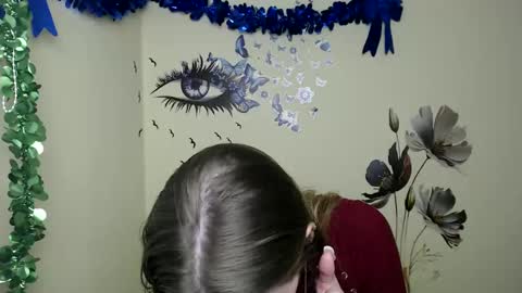 Snapshot of stranger_giirl chatting on February 6, 1:10 pm Amalia online show from February 6, 1:10 pm