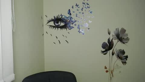 Snapshot of stranger_giirl chatting on December 14, 5:51 am Amalia online show from December 14, 5:51 am