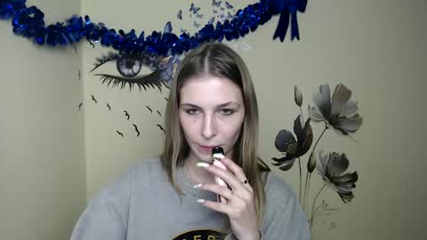 Snapshot of stranger_giirl chatting on January 9, 4:49 pm Amalia online show from January 9, 4:49 pm
