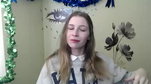 Snapshot of stranger_giirl chatting on February 24, 6:58 am Amalia online show from February 24, 6:58 am