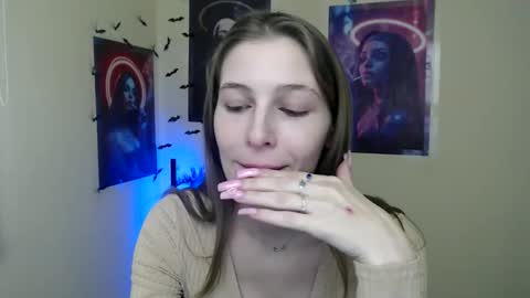 Amalia online show from November 21, 7:54 am