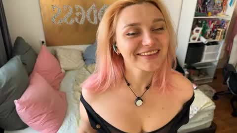 goddess online show from July 4, 7:48 am