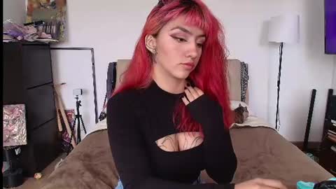 Zoe online show from June 15, 2:28 pm
