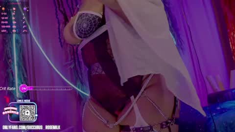 Snapshot of succubus_rosemilk chatting on December 3, 2:56 am Succubus RoseMilk online show from December 3, 2:56 am