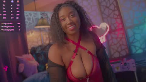 Snapshot of succubus_rosemilk chatting on September 25, 9:34 pm Succubus RoseMilk online show from September 25, 9:34 pm