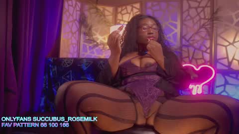 Snapshot of succubus_rosemilk chatting on September 12, 11:56 pm Succubus RoseMilk online show from September 12, 11:56 pm
