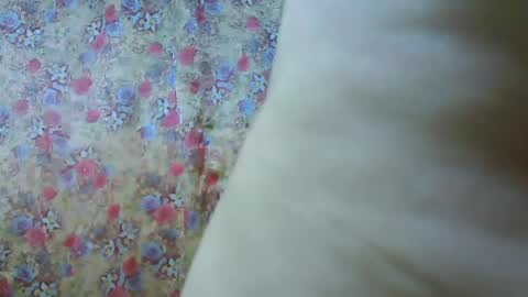 suckable_leigh online show from July 27, 11:57 pm