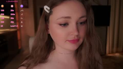suckdolluxe online show from May 29, 6:50 pm