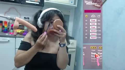 Sucky  online show from April 25, 1:36 pm