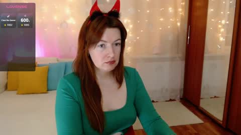 Instagram faroffland online show from December 25, 4:54 pm