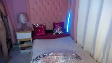 your ultimate goddess online show from November 2, 11:30 pm