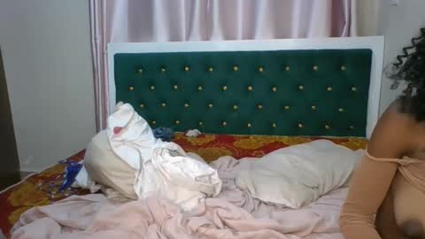 sugarboogers_ online show from February 20, 6:26 am