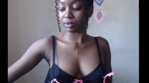 Bella online show from October 4, 3:38 pm