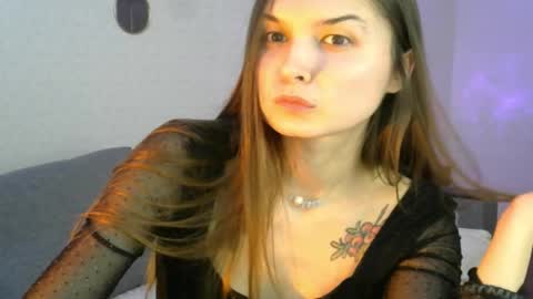 Snapshot of sugarrbell chatting on September 9, 7:13 pm Bell online show from September 9, 7:13 pm