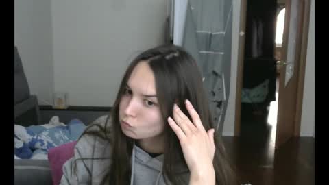 Snapshot of sugarrbell chatting on October 7, 12:31 pm Bell online show from October 7, 12:31 pm