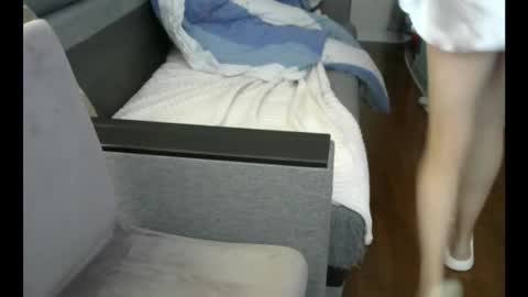 Snapshot of sugarrbell chatting on September 21, 4:44 am Bell online show from September 21, 4:44 am