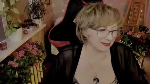 Vivien online show from July 26, 2:47 pm