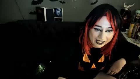 Snapshot of sugary_sweet chatting on October 12, 4:37 am Sugary online show from October 12, 4:37 am