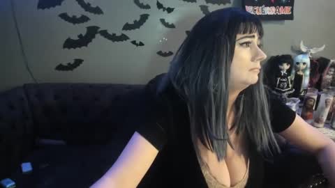 Snapshot of sugary_sweet chatting on March 10, 4:38 am Sugary online show from March 10, 4:38 am