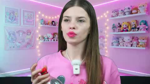 sukie_spooky online show from April 10, 12:00 pm