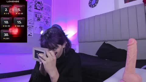 Snapshot of sukifuyu__ chatting on January 13, 12:13 pm online show from January 13, 12:13 pm