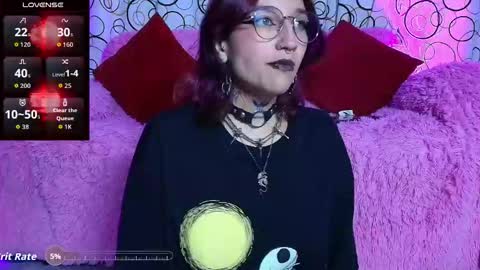Snapshot of sukifuyu__ chatting on October 14, 11:40 pm online show from October 14, 11:40 pm