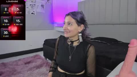 Snapshot of sukifuyu__ chatting on February 18, 12:17 pm online show from February 18, 12:17 pm