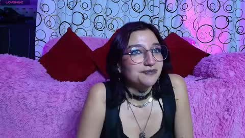 Snapshot of sukifuyu__ chatting on October 6, 3:34 am online show from October 6, 3:34 am