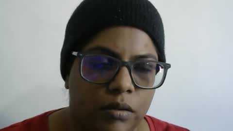 sultryindianxx100 online show from April 28, 7:12 am