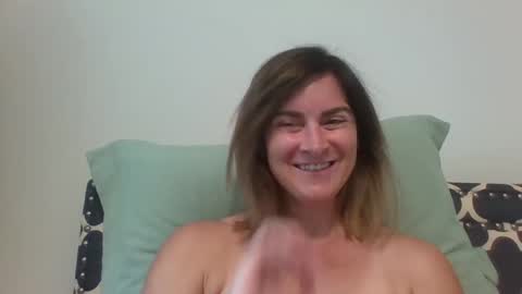 Snapshot of sultrywhispersx chatting on September 15, 3:31 pm sultrywhispersx online show from September 15, 3:31 pm