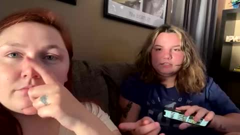 sum - maybe  online show from October 22, 10:15 pm