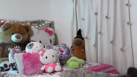 summer 09 online show from April 6, 2:44 am