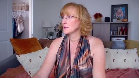 Snapshot of summerknightzzz chatting on September 25, 1:10 pm SummerKnightzzz online show from September 25, 1:10 pm