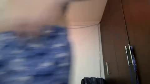 Snapshot of sunflower_dance chatting on January 27, 2:31 am Jeraldine online show from January 27, 2:31 am