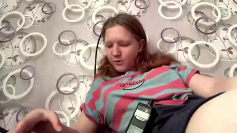 sungpiggott online show from July 24, 12:36 pm