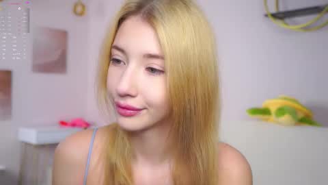 Lily online show from February 11, 2:51 pm