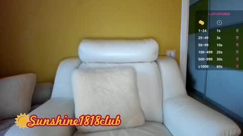 Snapshot of sunshine1818club chatting on January 19, 7:04 am Angela Sunshine1818club online show from January 19, 7:04 am