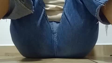 Annie online show from March 13, 7:59 pm