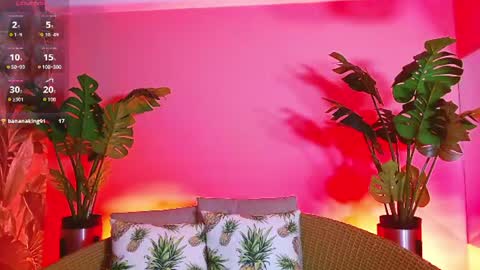 sunshine_ryley online show from July 16, 4:39 am