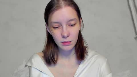 Una online show from April 7, 10:56 pm