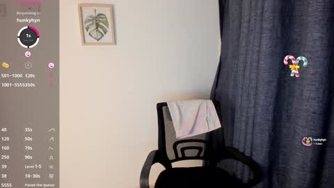 Snapshot of susan_arango chatting on January 31, 10:31 pm susan love online show from January 31, 10:31 pm