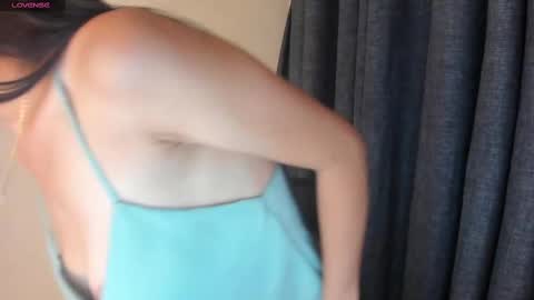 Snapshot of susan_arango chatting on October 17, 1:31 am susan love online show from October 17, 1:31 am