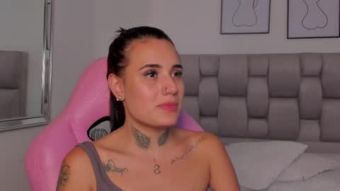 Susan online show from September 15, 8:05 pm