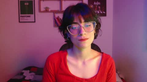 Snapshot of susana_w chatting on December 18, 11:08 pm susana_w online show from December 18, 11:08 pm