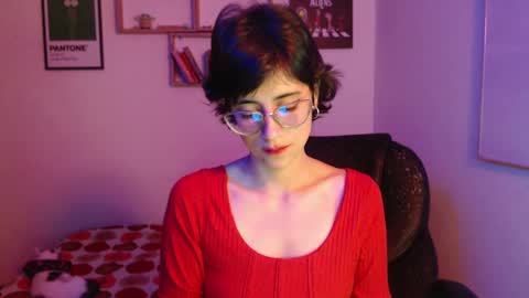 Snapshot of susana_w chatting on December 4, 12:41 am susana_w online show from December 4, 12:41 am