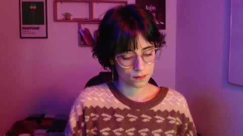 Snapshot of susana_w chatting on December 9, 11:24 pm susana_w online show from December 9, 11:24 pm